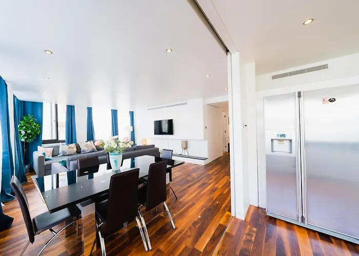 Bond Street Apartment