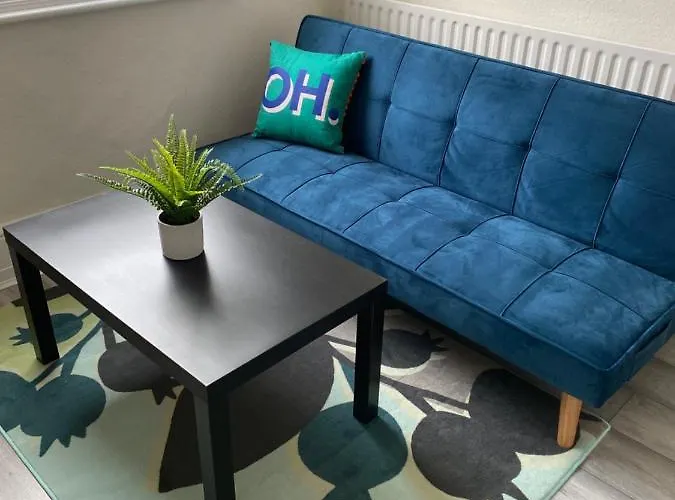 Spacious 2 Bedroom Flat In Paddington