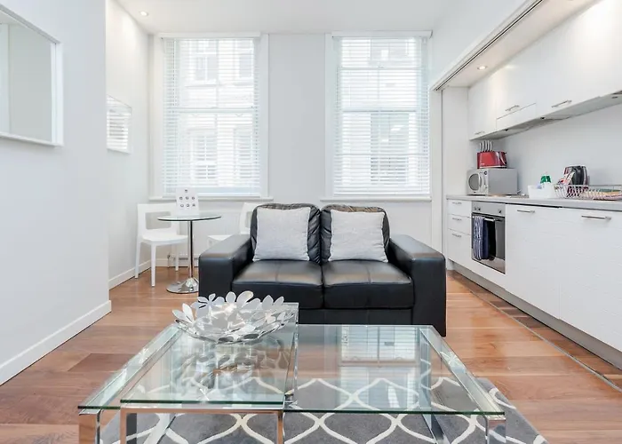 Roomspace Serviced Apartments - Sterling House