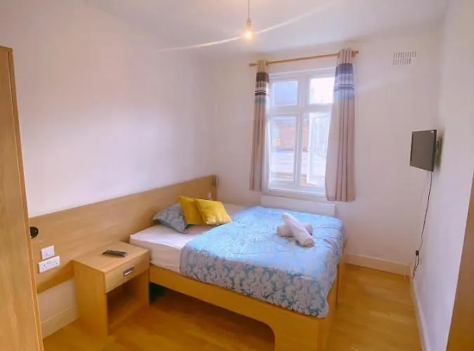 Mandarin Apartment