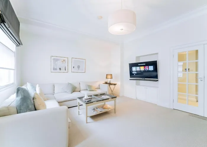 Clarges - Grand Park Street Apartments