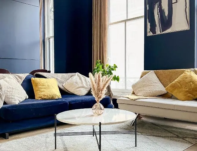 Modern Chic Flat In Shoreditch
