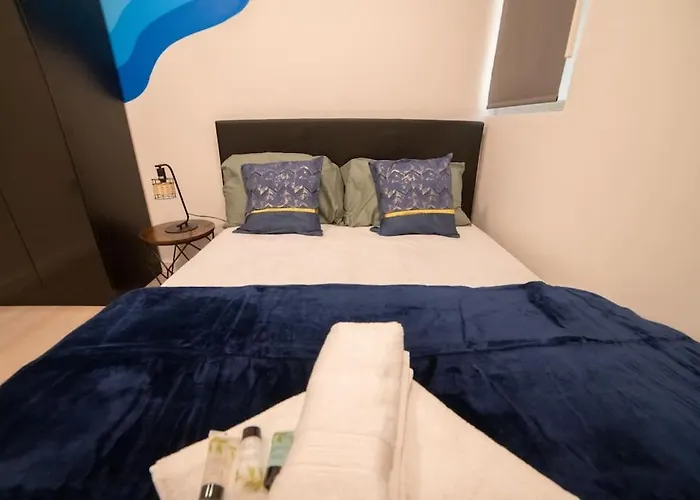 Spacious And Stylish 1 Bed Modern Flat
