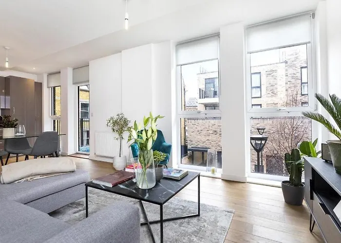 Relax In This Beautiful & Cosy Apartment -Zone 1