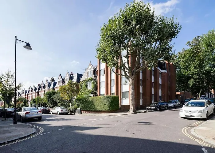 Big And Bright 2 X Double Bedroom Flat In Highgate