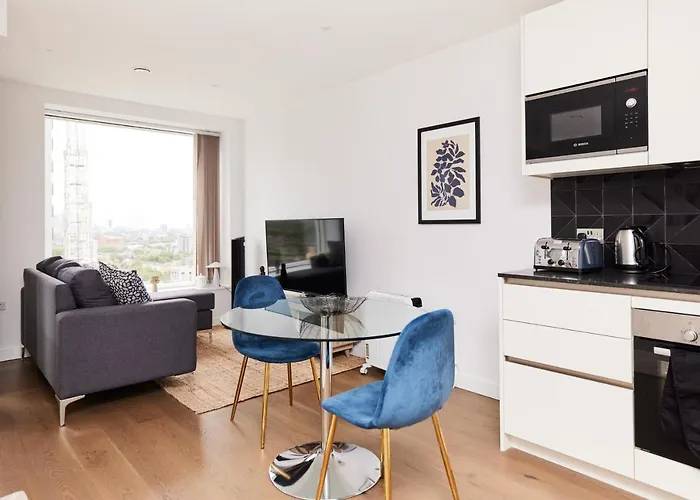 The Elephant And Castle Hideout - Cozy 1Bdr Flat With Balcony