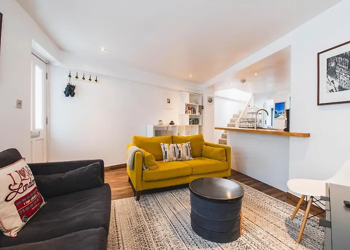 Pass The Keys - Modern & Stylish Garden Home In Islington