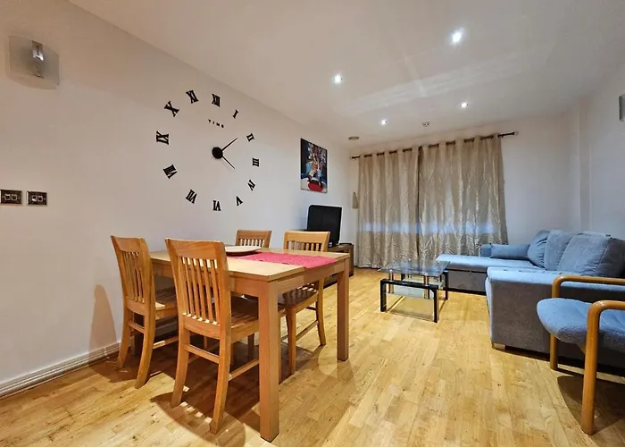 Cozy Flat Close To Central London