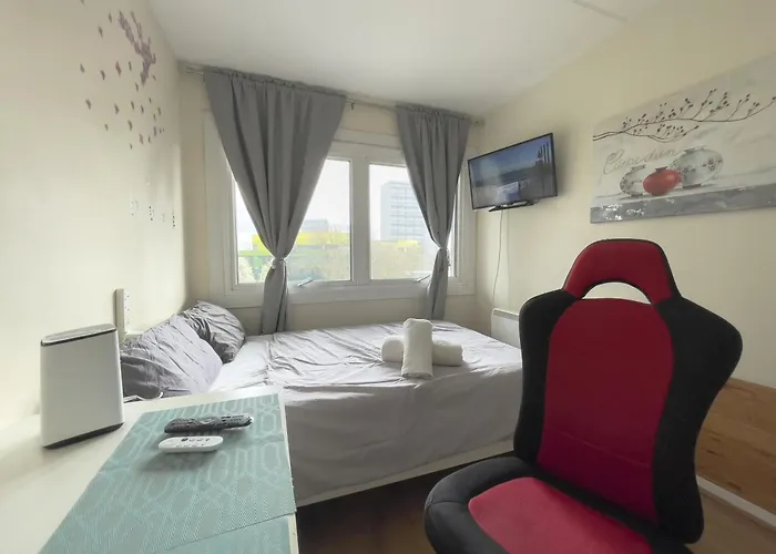 Charming London Rooms For Rent Ideal For Tourists Near Portobello Market