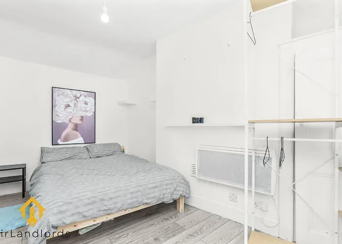 Fab 3Bed 3Bath Flat Kings Cross