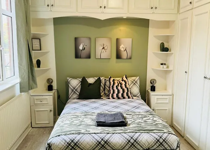 Jubilee Rooms 15 Minutes Central London