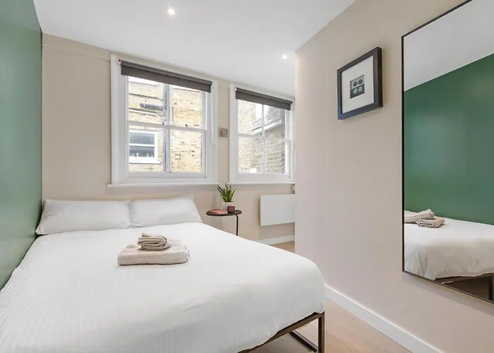 Quaint Homes In Chelsea