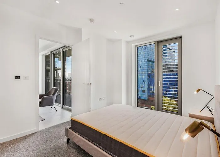 E1 Luxury Apartment