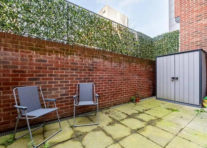Guestready - Modern Lodge With Garden