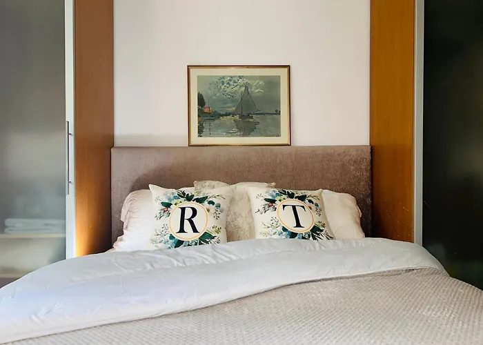 Kensington Secret Gem