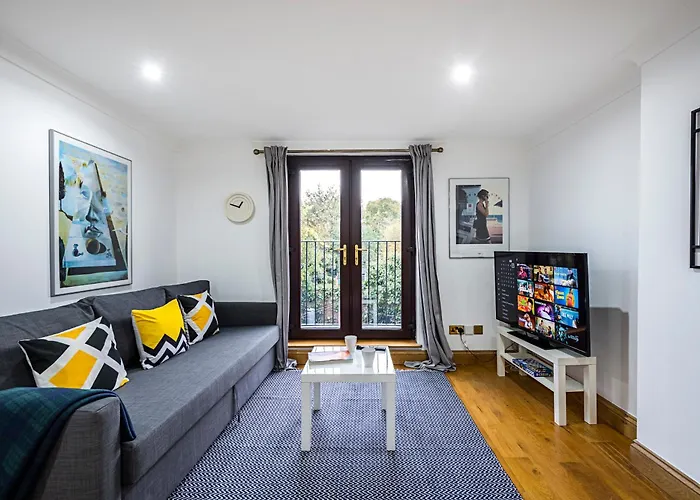 2 Bedroom