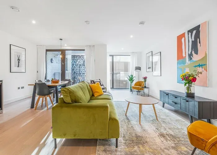 Exceptional Shoreditch Apartment