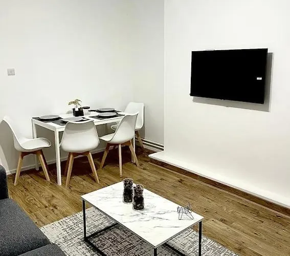 Chic London Retreat