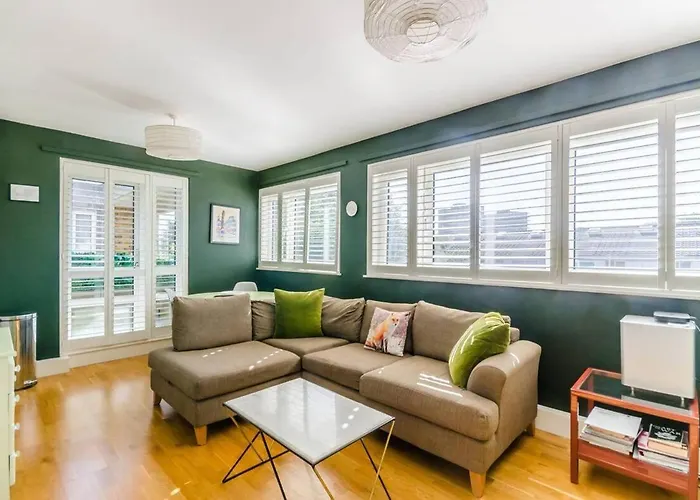 Pass The Keys West London Cosy Apartment