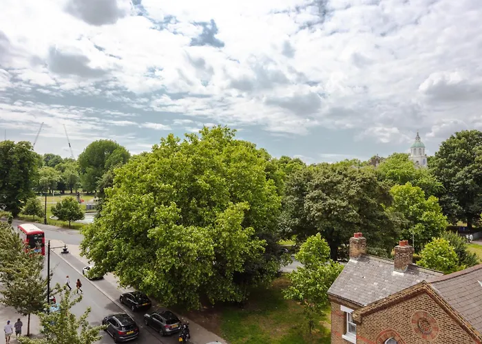 Gorgeous 2 Bedroom Apartment Near Clapham Common