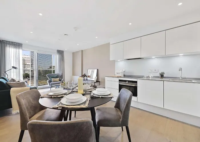 Luxury Modern Flat In Central London