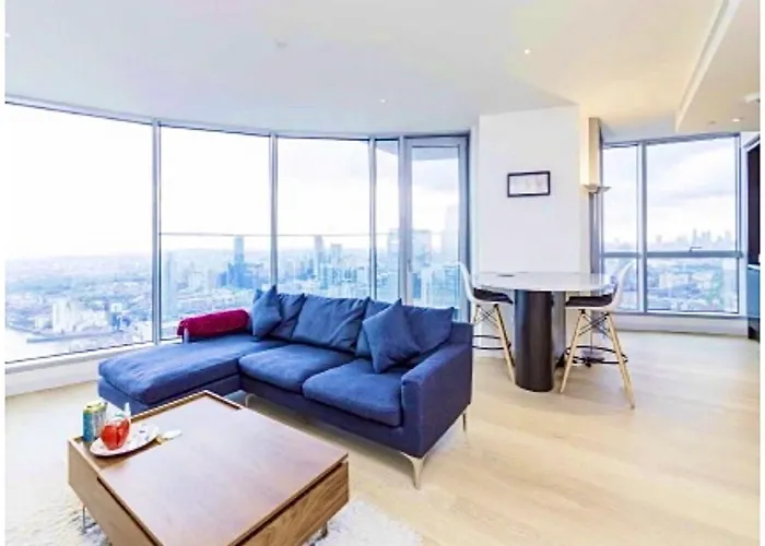 Spectacular High View Apartment