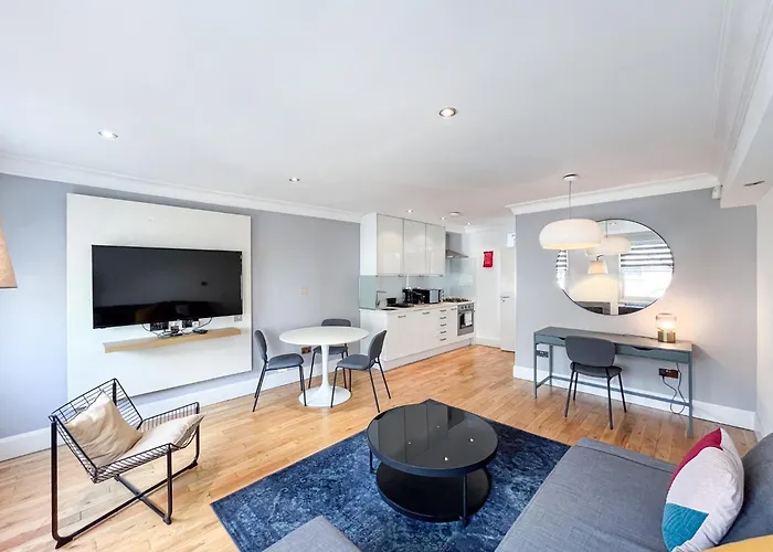Large And Very Stylish Apartment P1