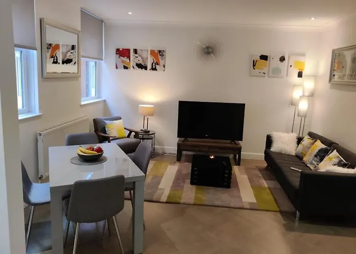 Beautiful, Spacious And Central Apartment Near Covent Garden