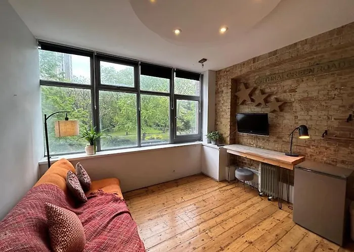 Bright Flat In Islington