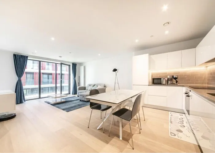 Modern Apartment In London