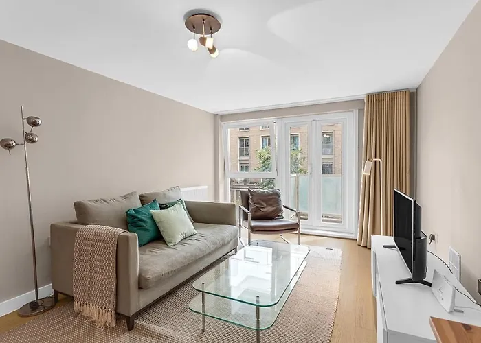 City Relay Belgravia Apartment 13