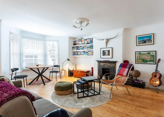 Quaint Fulham Retreat Cozy 1-Bedroom Pied-A-Terre