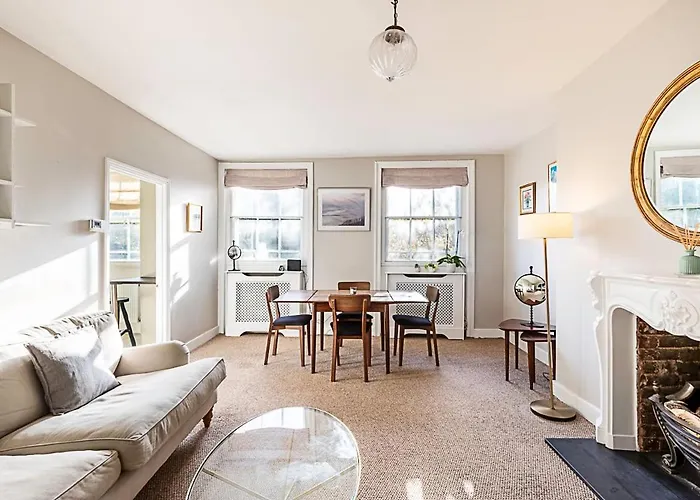 Beautiful One-Bedroom Apartment In Notting Hill