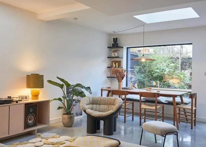 Beautifully Designed 2Bd Flat Lower Clapton