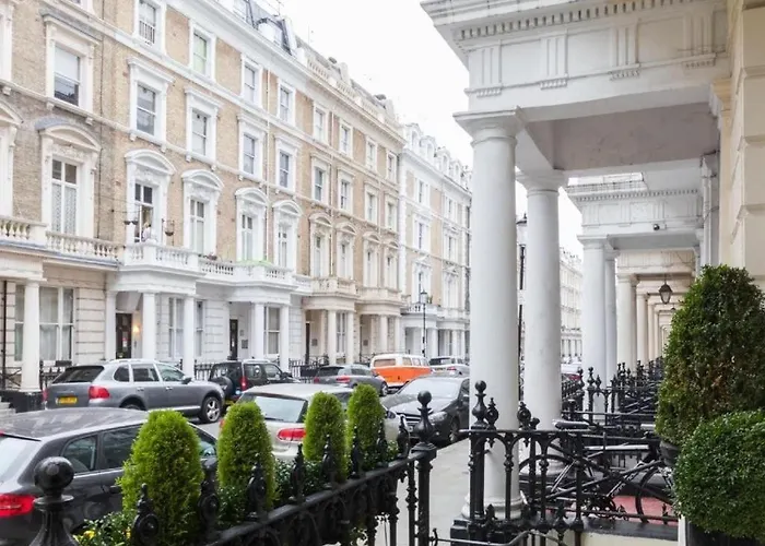 Hyde Park Stay Central London