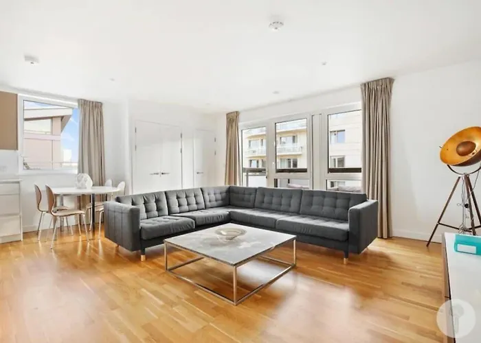 Modern 3 Bedroom - Olympic Park - E20 Stratford