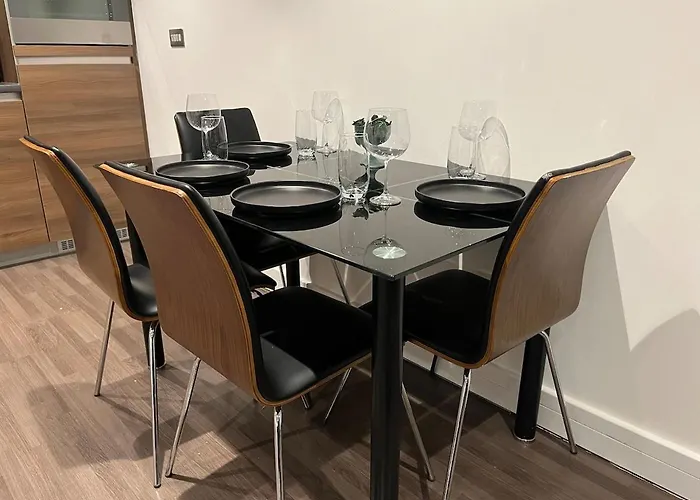 Charming & Cosy 2 Bed Apartment