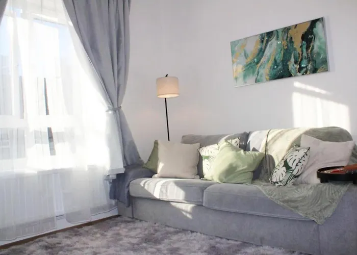Cozy 2 Bedrooms Apartment- Vauxhall, Oval & Nine Elms