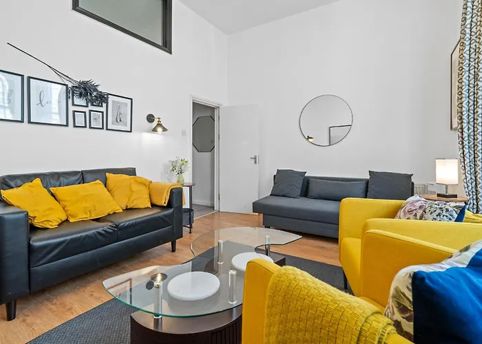 Charming 3Br By Redcliffe Gdns