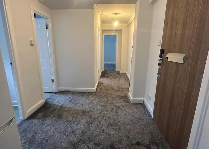 Paddington 2 Bedroom