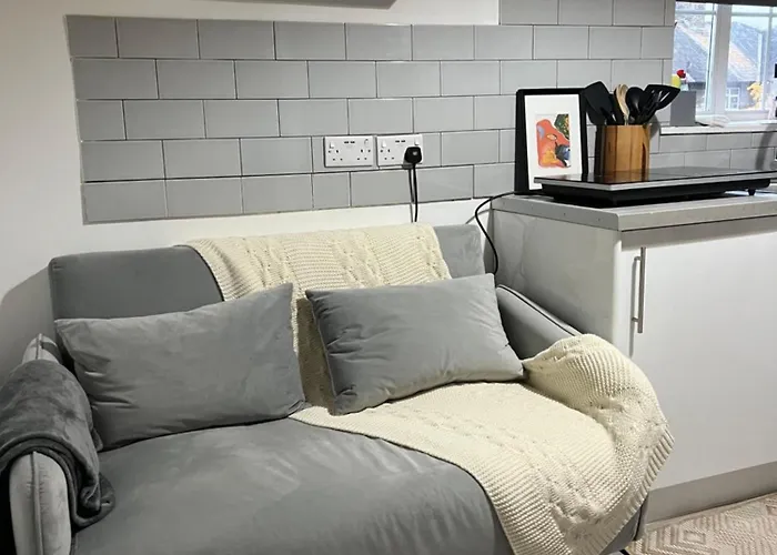 Stylish Putney Village Flat