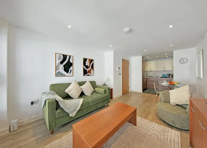 2 Bed Executive Apartment Next To Liverpool Street Free Wifi By City Stay Aparts London