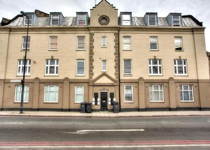 A4-1St Floor 3 Bed Flat Near Elephant And Castle