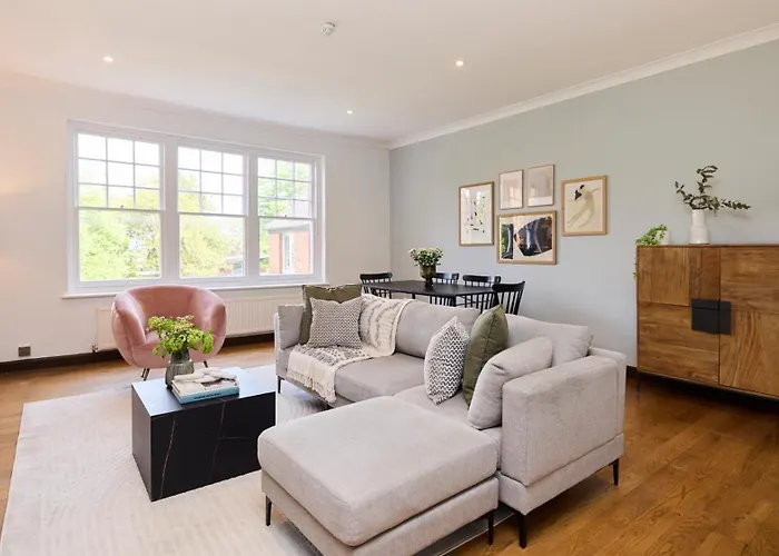 The Hampstead Hideaway