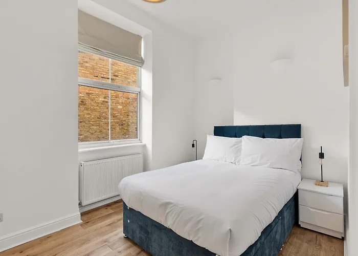 Paddington I - 1-Bed Flat With Sofa Bed