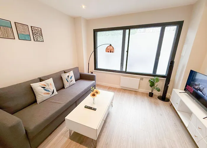 Chic 1-Bedroom Flat In Elephant & Castle, Near The Shard