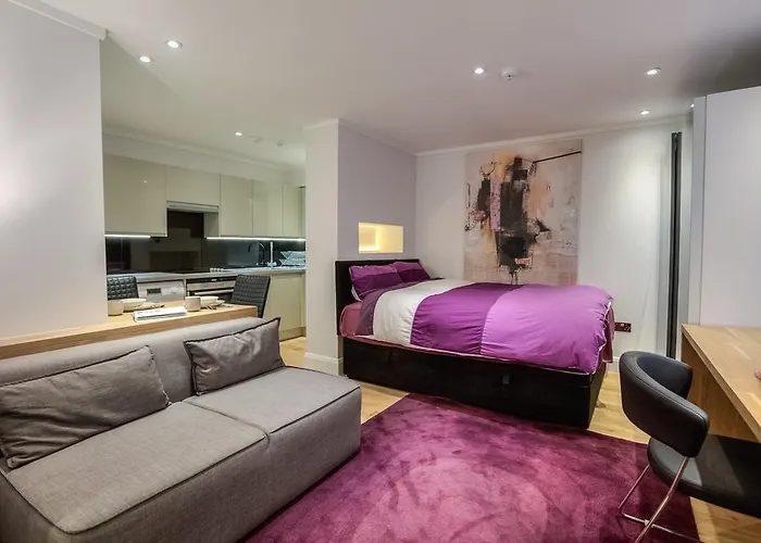 Eson2 / The York Street Nest