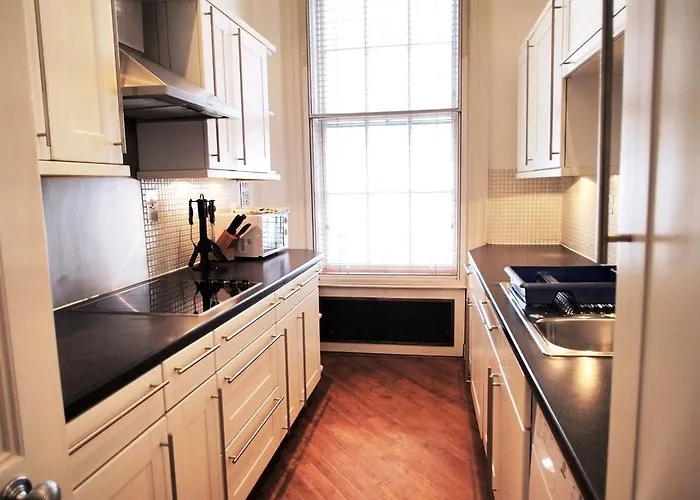 Acorn - 51 Gower Street Apartments