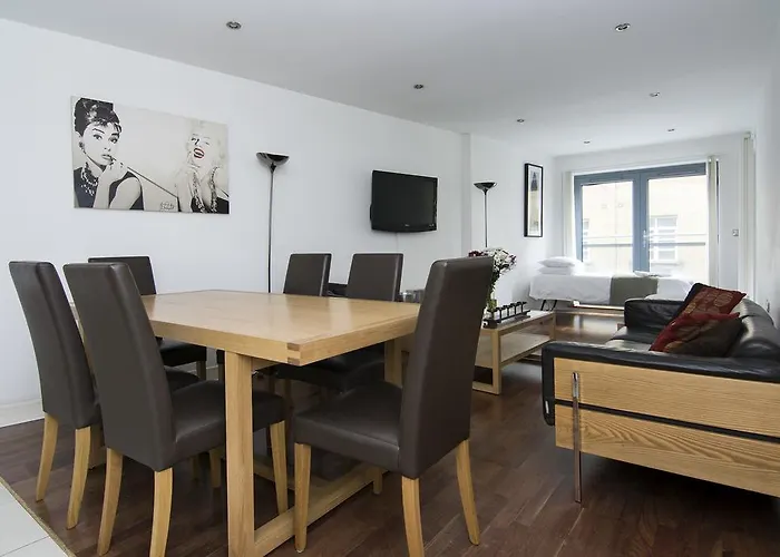 Truman House Apartment
