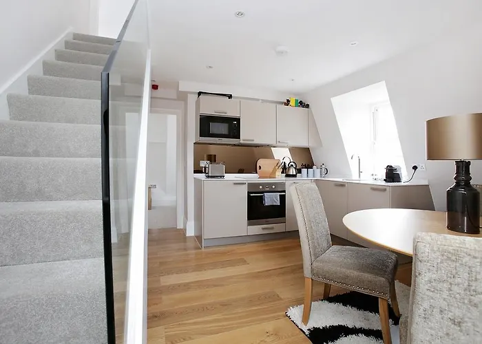 Piccadilly Lofts By Allo Housing